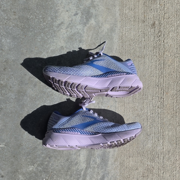 Brooks Adrenaline GTS 22 Purple Dutch Blue - Women sz 8 - Picture 4 of 8